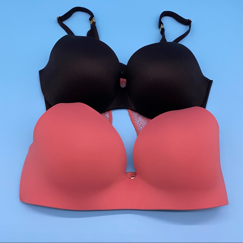 Set of 2 Victoria’s Secret Bras Size 32D